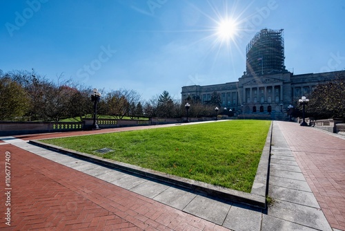 Obraz na płótnie Kentucky State Capitol Building on a Sunny Day w salonie