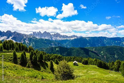 Blick auf den Aferer und den Villnösser Geisler bei Brixen (Bressanone) in Südtirol (Alto Adige) photo