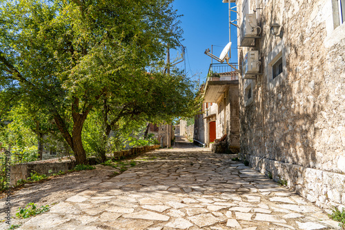 Fototapeta Naklejka Na Ścianę i Meble -  Das Bergdorf Gyri - Zakynthos