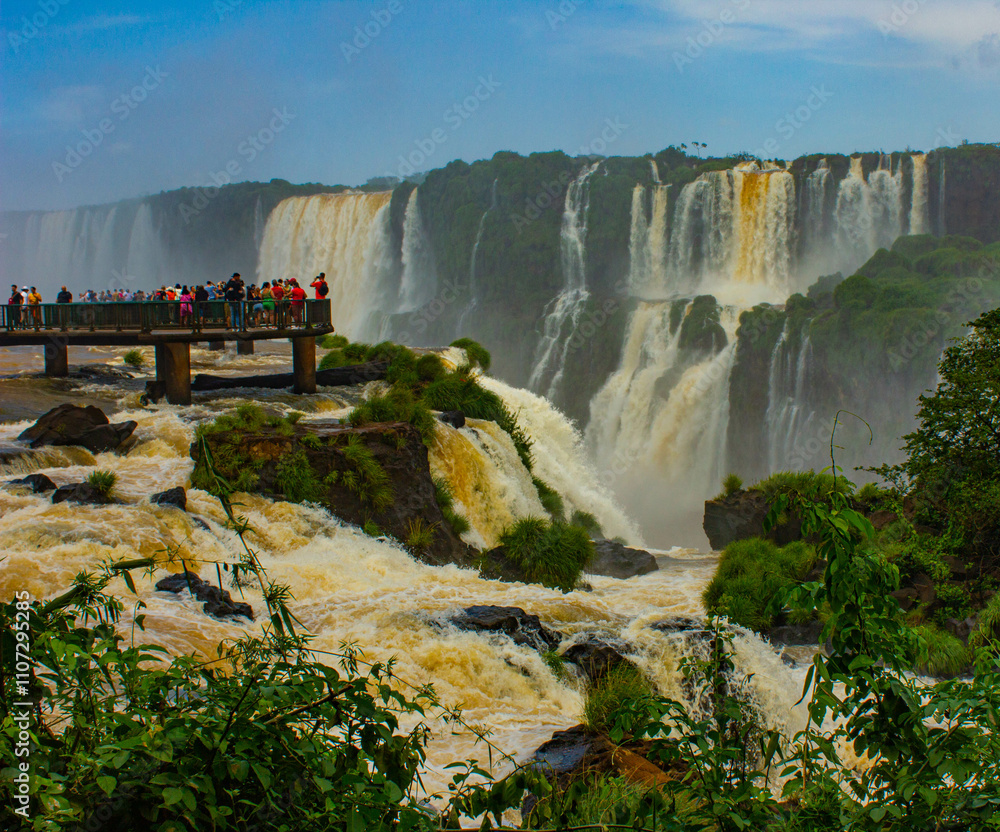 Fototapeta premium Viewpoint on Iguassu waterfalls, Brazil