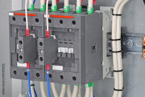 Canvas Print An electromagnetic contactor for controlling electrical loads