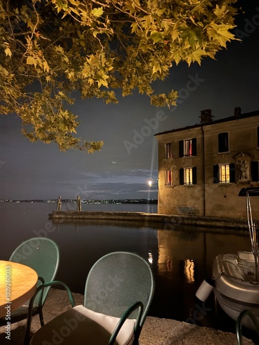 San Vigilio bei Nacht photo