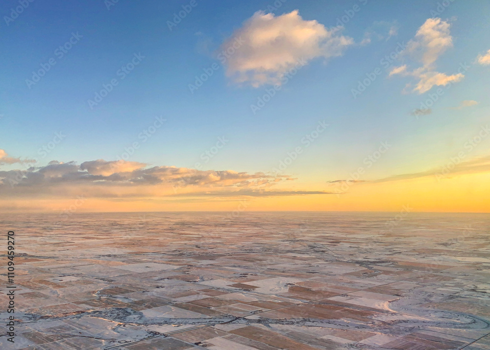 Fototapeta premium Aerial View Of The Sunrise Over Agricultural America