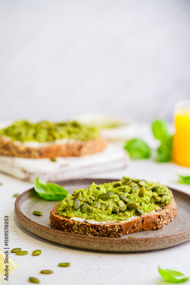 Healthy avocado toast