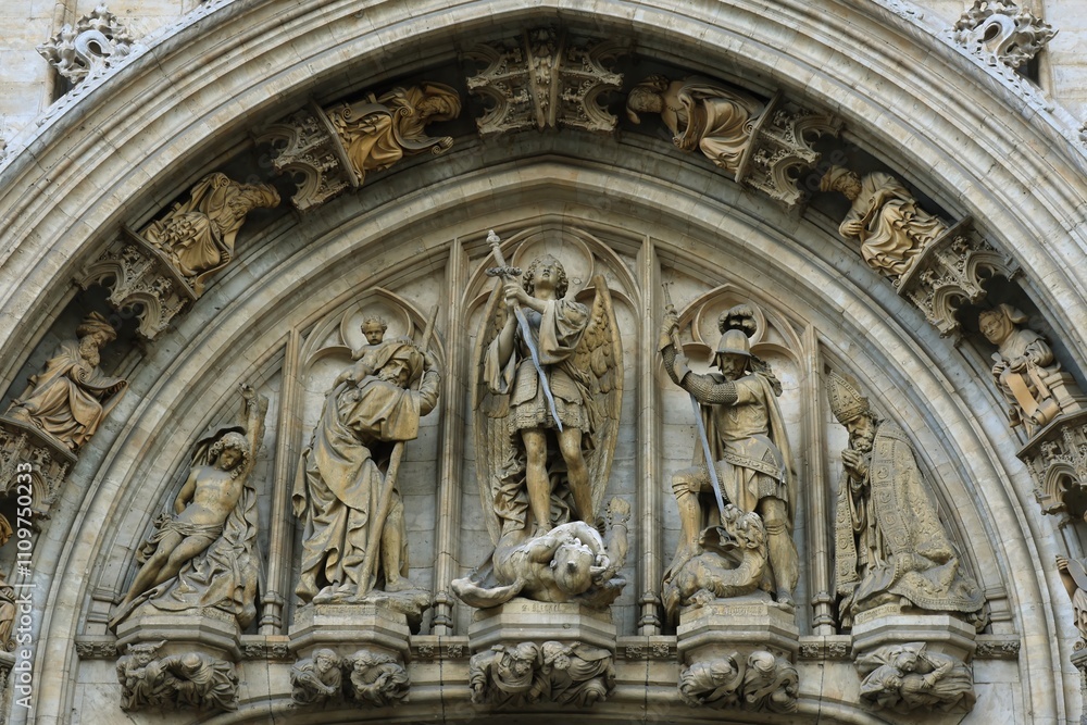 Cathedral arch of statues Cathedral arch of statues