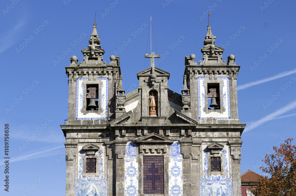 Fototapeta premium Church of Saint Ildefonso, Porto, Portugal
