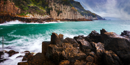 Fototapeta Naklejka Na Ścianę i Meble -  Basalt. Volcanic formation. Lava columns formed by the sea view. Güzelcehisar Lava columns. Bartın Türkiye.