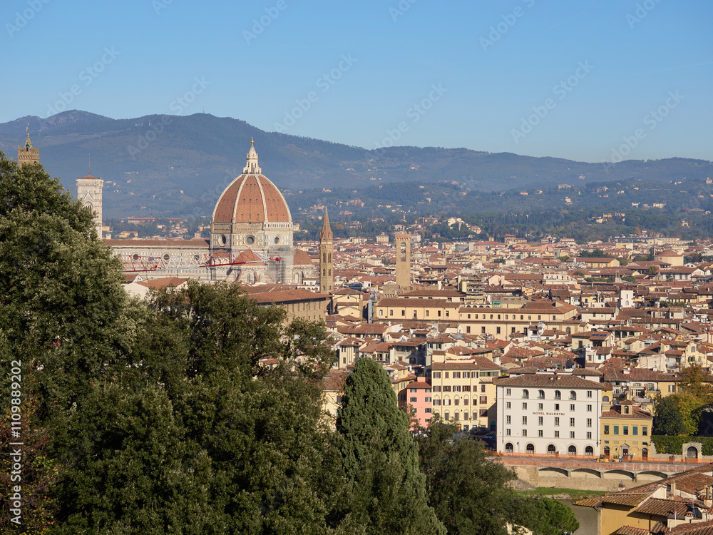 Fototapeta premium Panoramic view of Florence from the gardens of Villa Bardini, Italy 