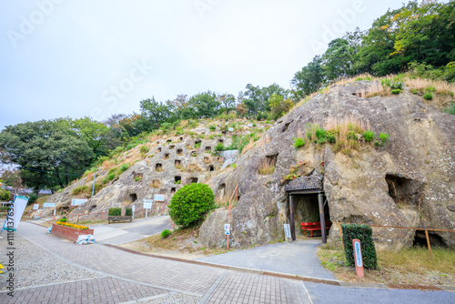 秋の吉見百穴　埼玉県吉見町　Autumn Yoshimi Hyakuana. Saitama Pref, Yoshimi Twon. photo