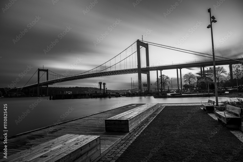 Älvsborgsbron, Eriksberg - Goteborg - Sweden (black & white) Älvsborgsbron, Eriksberg - Goteborg - Sweden (black & white)