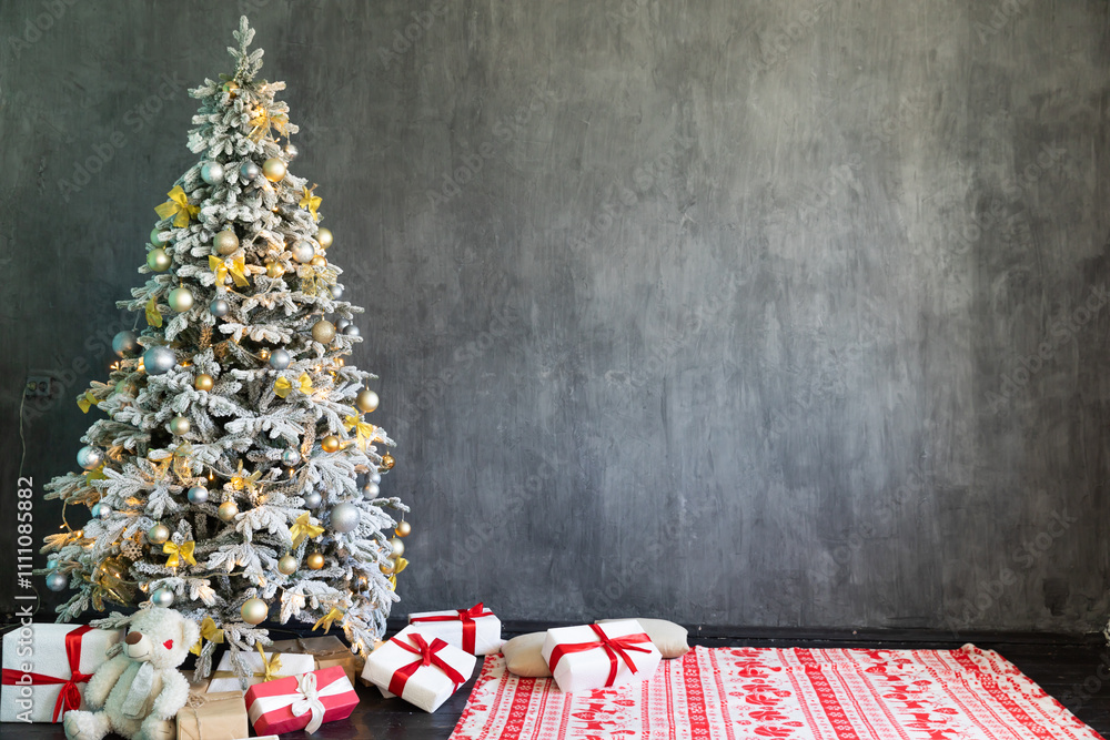 Fototapeta premium Christmas tree with gifts and garlands in the interior of the living room