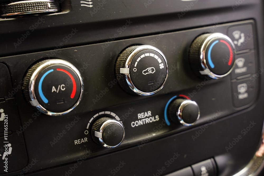 The air recirculation button effectively cuts off the outside air to the inside of the car 'recirculating' air inside your vehicle. The air recirculation button effectively cuts off the outside air to the inside of the car 'recirculating' air inside your vehicle.