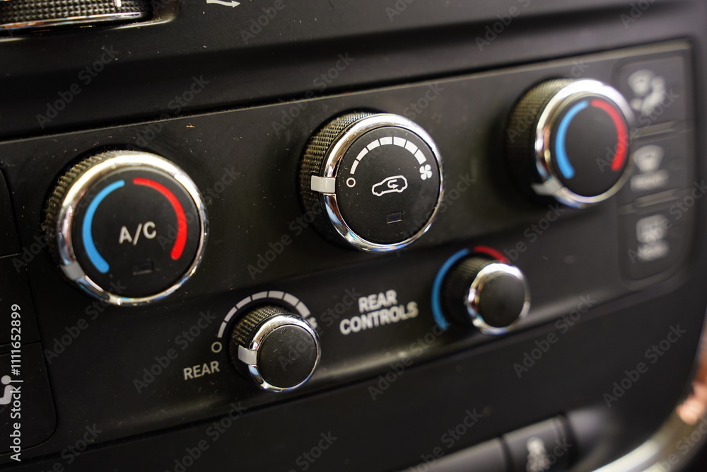 The air recirculation button effectively cuts off the outside air to the inside of the car 'recirculating' air inside your vehicle. The air recirculation button effectively cuts off the outside air to the inside of the car 'recirculating' air inside your vehicle.