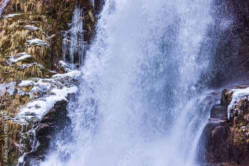 Wallpaper Mural 宮城県　冬の秋保大滝
 Torontodigital.ca