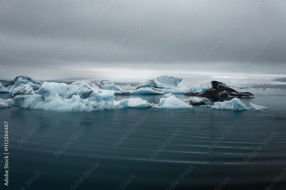 Fototapeta premium Iceberg in the Glacier Lagoon
