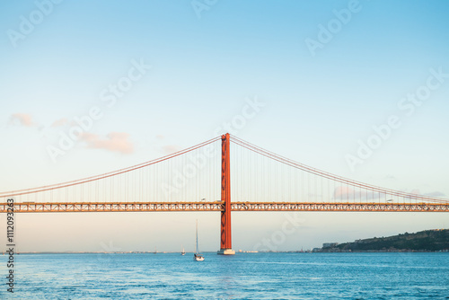 Obraz na płótnie 25th April Bridge over the Tejo river in Lisbon, Portugal. w salonie
