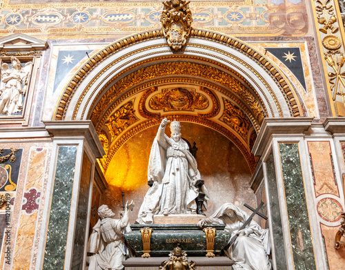 Bild auf Leinwand Rome, Italy, July 22 2017, Tomb of Leo XIII in San Giovanni in Laterano Basilica