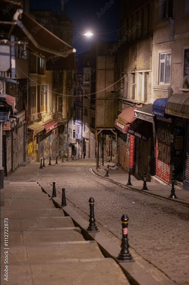 Quiet late night scene in the Beyoğlu district of old town Istanbul. Quiet late night scene in the Beyoğlu district of old town Istanbul.