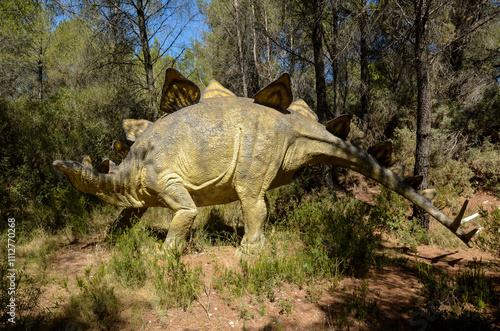 Stegosaure armatus, Reptile à toit, Musée Parc des Dinosaures, 34140, Mèze, Hérault, France photo