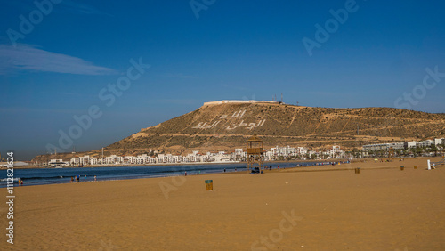 plaża agadir góra ocean piękny krajobraz afryka