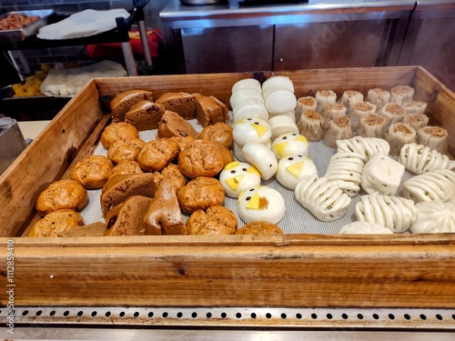 Chinese Asian Hotel Food Court Buffet Breakfast Bread Siomai Shumai Steamed Bun Fa Gao Steamed Flower Rolls Steamed Sponge Cakes