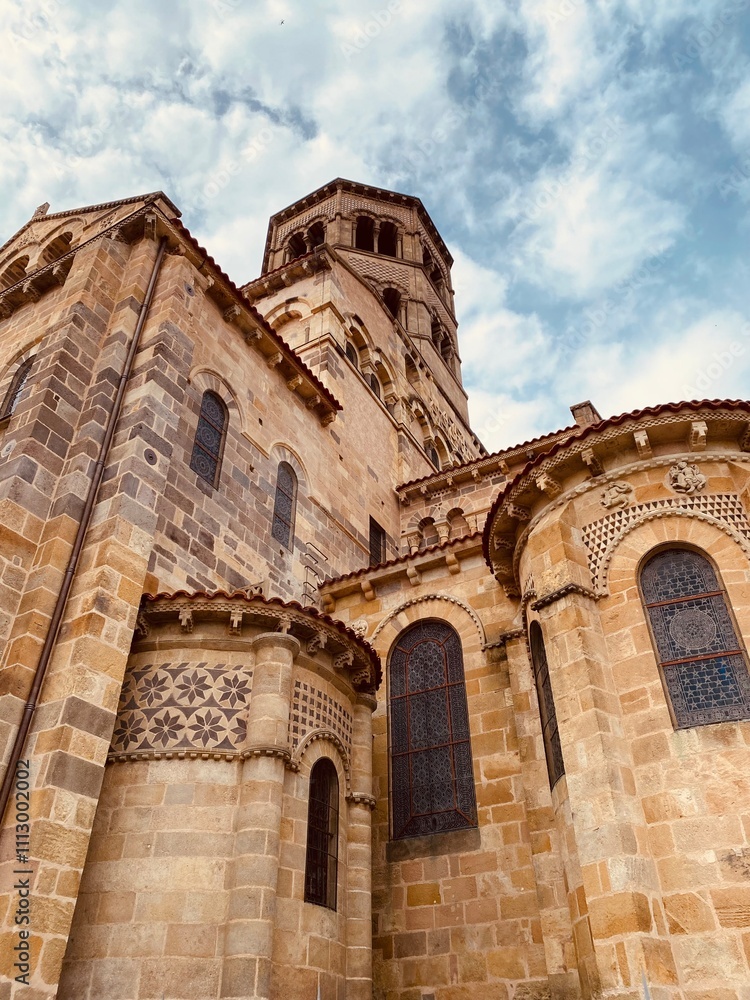 Obraz premium Abbatiale Saint Austremoine of the Issoire's city 