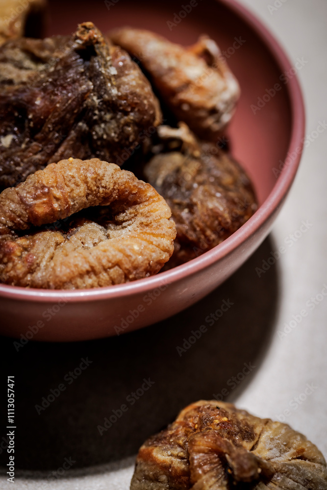 Dried figs