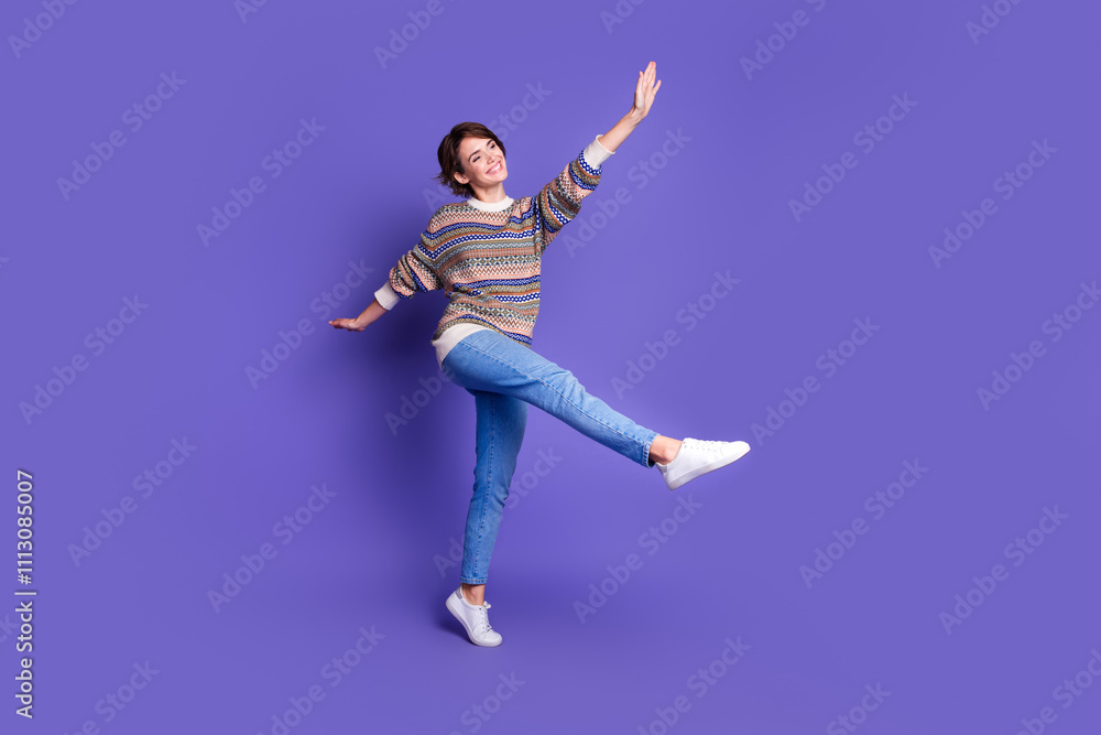 Photo of cheerful nice woman wear stylish clothes walk store seasonal sale empty space isolated on purple color background Photo of cheerful nice woman wear stylish clothes walk store seasonal sale empty space isolated on purple color background