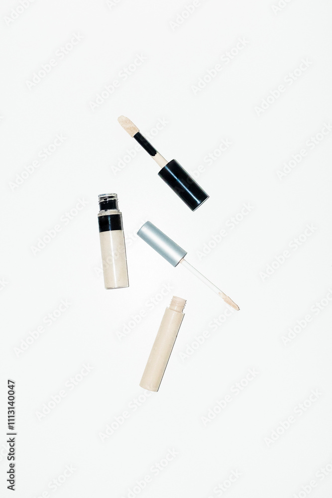Beauty cosmetic makeup product coverage concealers with flash Beauty cosmetic makeup product coverage concealers with flash