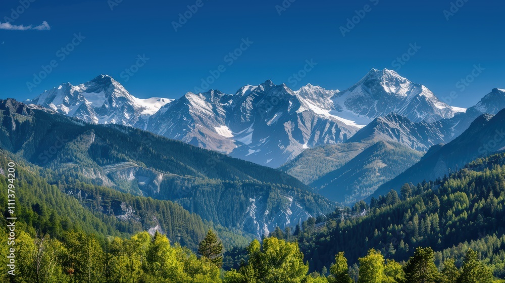 Obraz premium Majestic Mountain Landscape with Lush Green Forest and Clear Sky