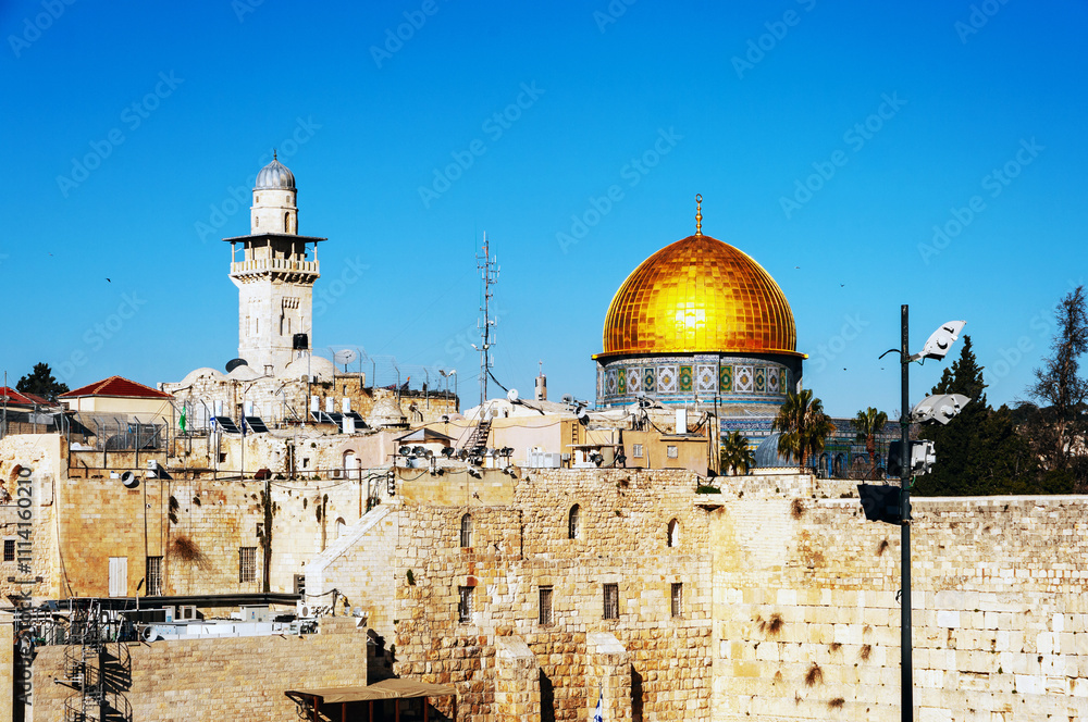 Fototapeta premium A view of the Dome of the Rock in Jerusalem