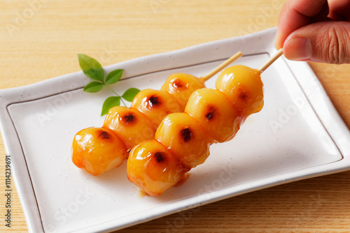 みたらし団子　Mitarashi dango(sweet soy sauce dumplings) photo