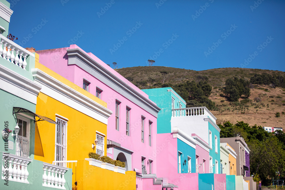 Fototapeta premium South Africa. Bo-Kaap neighborhood in Cape Town, Brightly painted houses