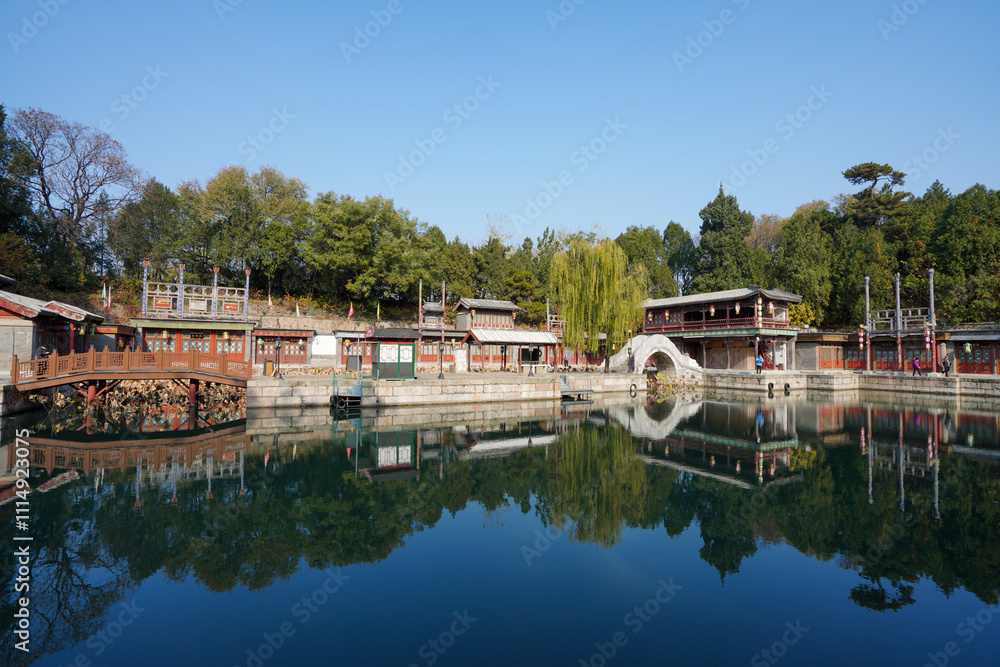 Obraz premium Scenery of Suzhou River in Summer Palace of Beijing.