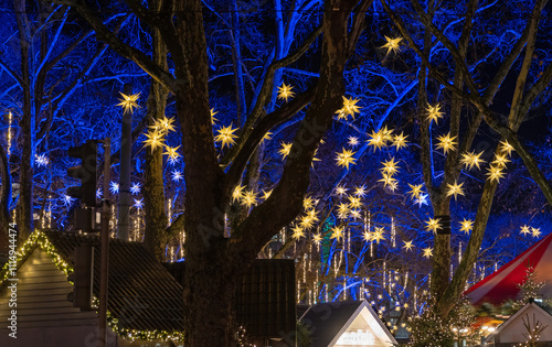 Weihnachtsmarkt in Köln photo