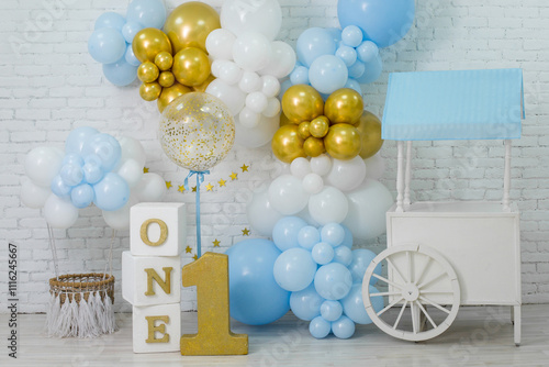 birthday party balloons first year