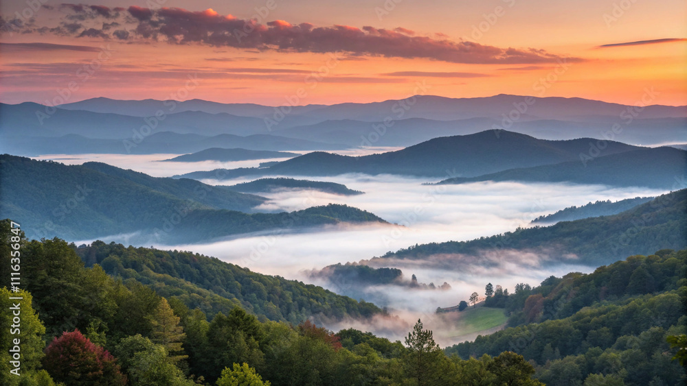 Obraz premium Misty Mountain Sunrise: A Breathtaking View