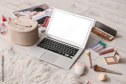 Laptop with open beauty blo...
