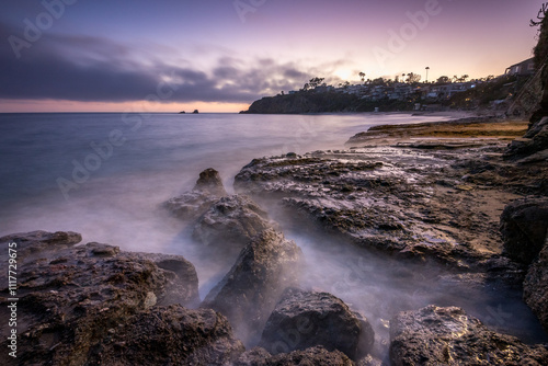 Obraz na płótnie Sunset at Crescent Bay Beach in Laguna Beach w salonie
