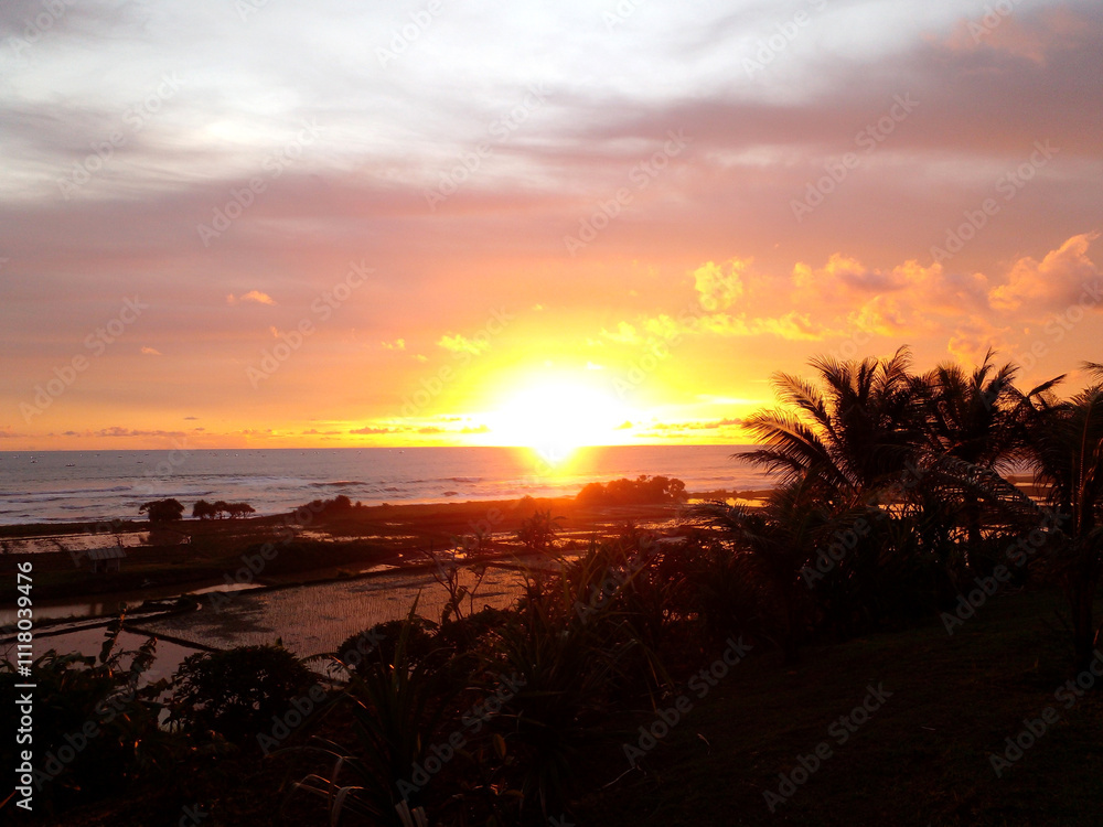 Obraz premium sunset at the beach