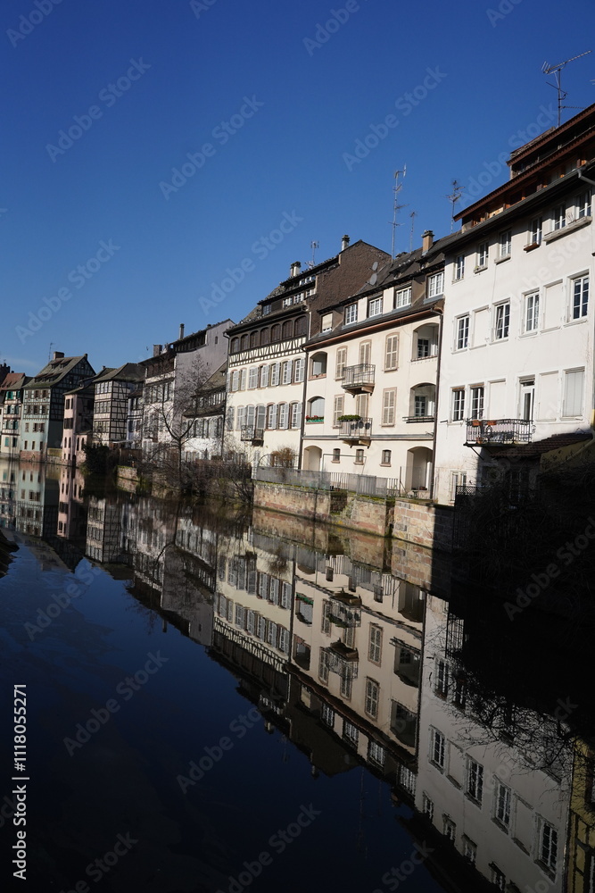 Naklejka premium reflection of buildings in Colmar city