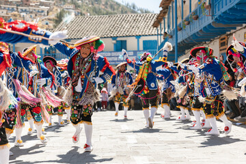 Keuken achterwand Carnaval Gemaskerde dansers Paucartambo plein Cusco  © Creative Pixels