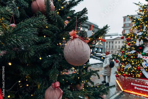 Obraz na plátně New Year's colorful trees in front of the Central Department Store in Moscow on