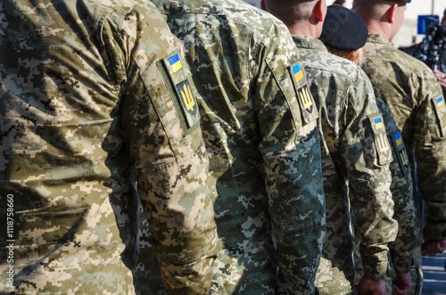 Obraz na płótnie Ukrainian soldiers on military parade. Ukrainian flag on military uniform. Ukraine troops. w salonie