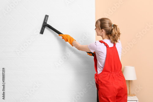 Professional woman in red o...
