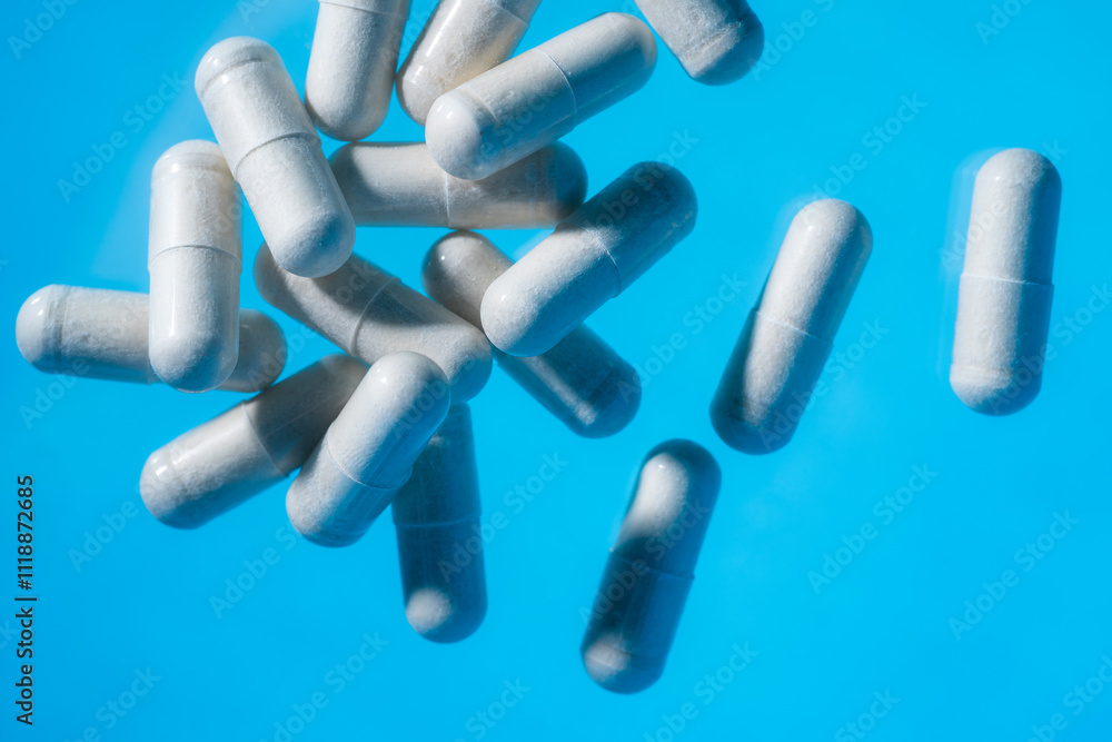 Floating supplement or medication capsules Floating supplement or medication capsules