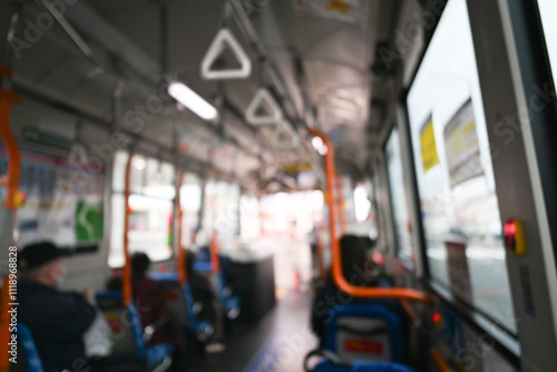 バスの車内ぼかし風景