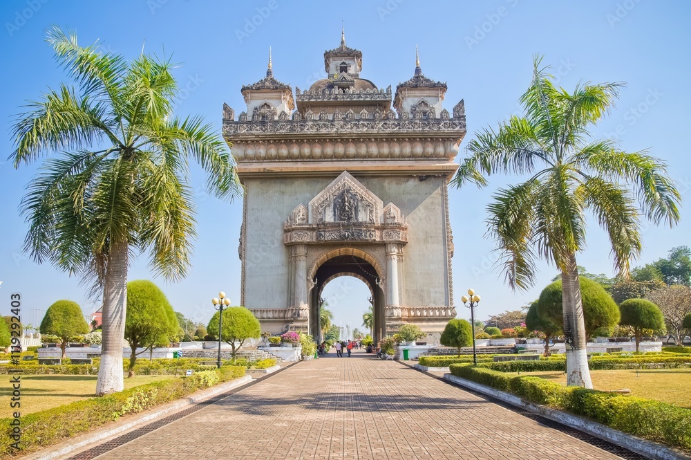 Fototapeta premium Patuxai war monument in Vientiane, Laos
