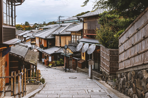 Photos Streets of Old Kyoto, Japanese wooden houses in Higashiyama Ward district