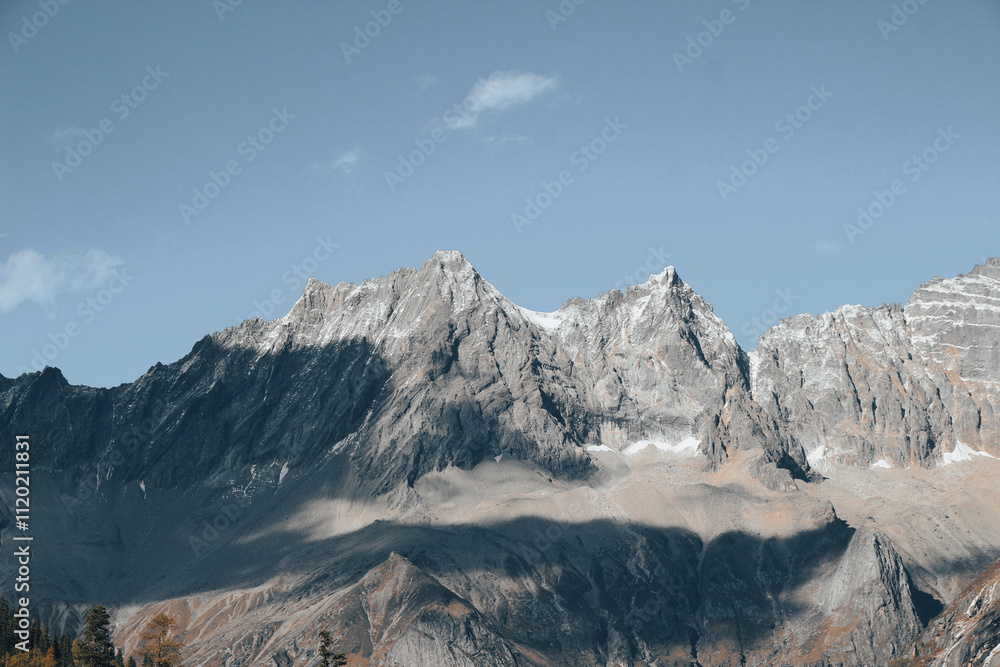 Obraz premium Mount Siguniang in sichuan china Drone aerial photography flying Landscape of Changping Valley, Siguniang National Park in western Sichuan of China.